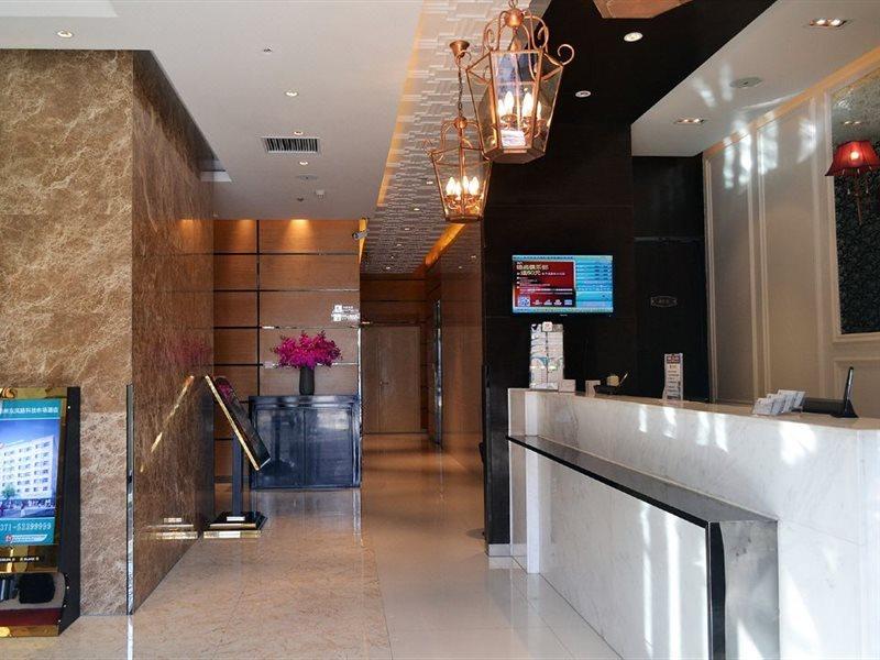 ז'נגז'ו Jinjiang Inn Select Zhenzhou Dongfeng Road Technology Market מראה חיצוני תמונה