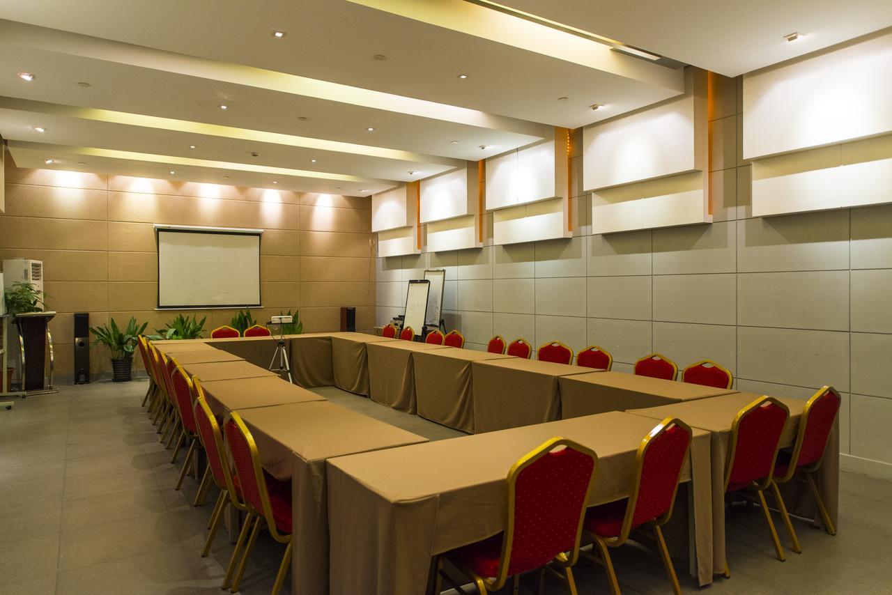 ז'נגז'ו Jinjiang Inn Select Zhenzhou Dongfeng Road Technology Market מראה חיצוני תמונה