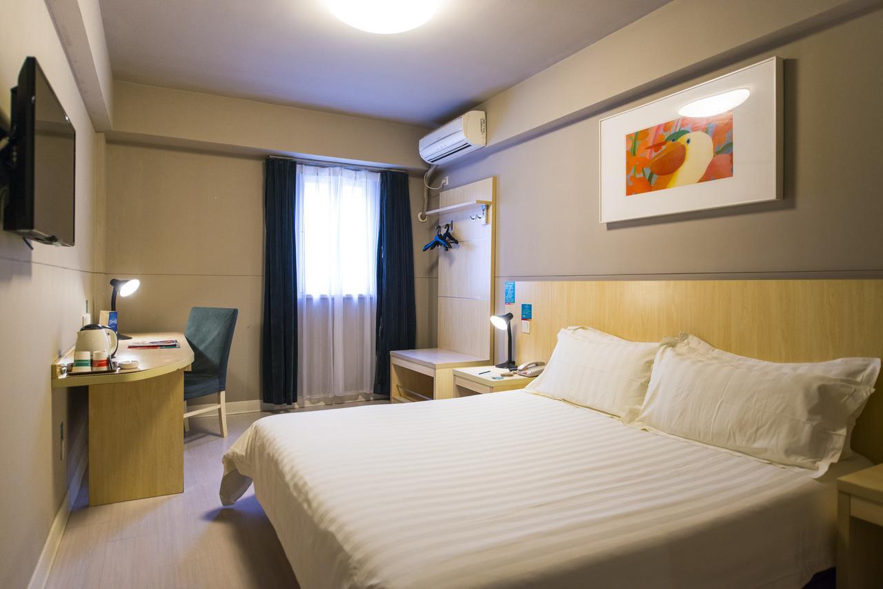 ז'נגז'ו Jinjiang Inn Select Zhenzhou Dongfeng Road Technology Market מראה חיצוני תמונה